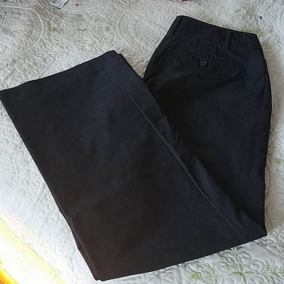 Ann Taylor Loft Julie black pants.0 - Picture 7 of 8
